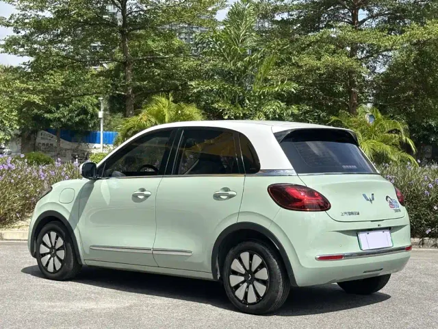 Wuling Bingo — Фото автомобиля 4