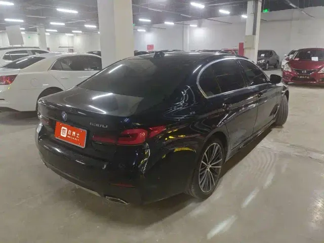 BMW 5 Series — Фото автомобиля 7