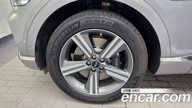 Genesis GV80 — Фото автомобиля 4
