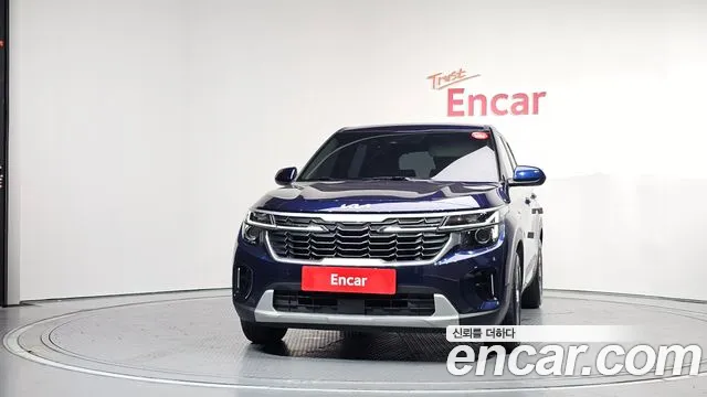 Kia Seltos Бензин 1.6 турбо 2WD — Фото автомобиля 3