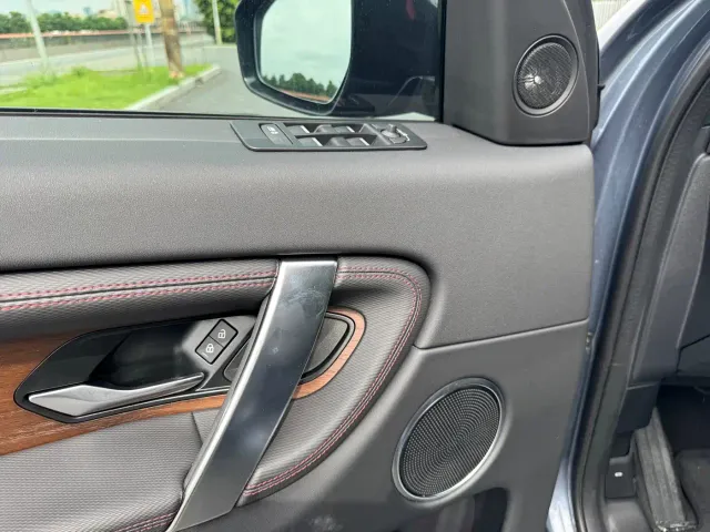 Land Rover Discovery Sport — Фото автомобиля 18