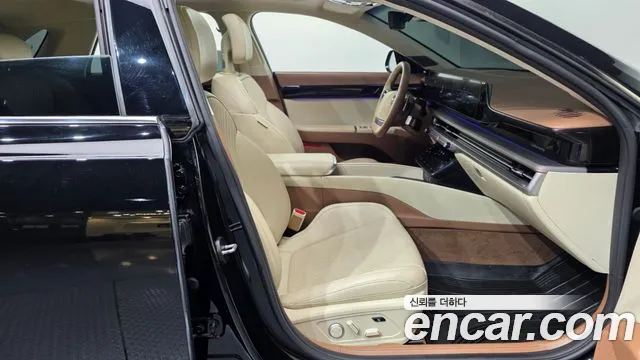 Hyundai Grandeur GN7 — Фото автомобиля 17