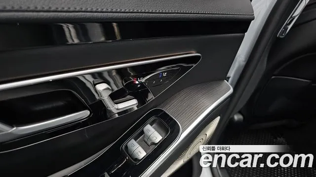 Mercedes-Benz S-Class W223 — Фото автомобиля 30