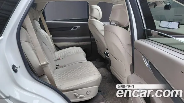 Genesis GV80 — Фото автомобиля 17