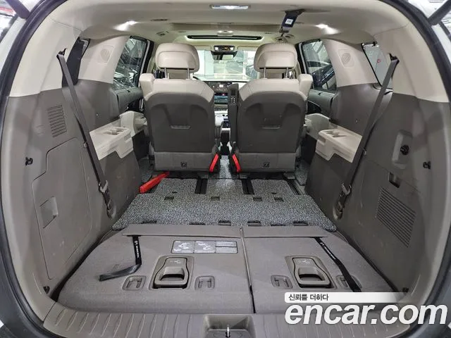 Kia Carnival 4th Gen — Фото автомобиля 7