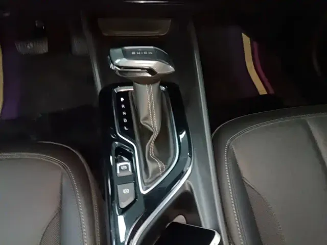 Buick Verano — Фото автомобиля 13