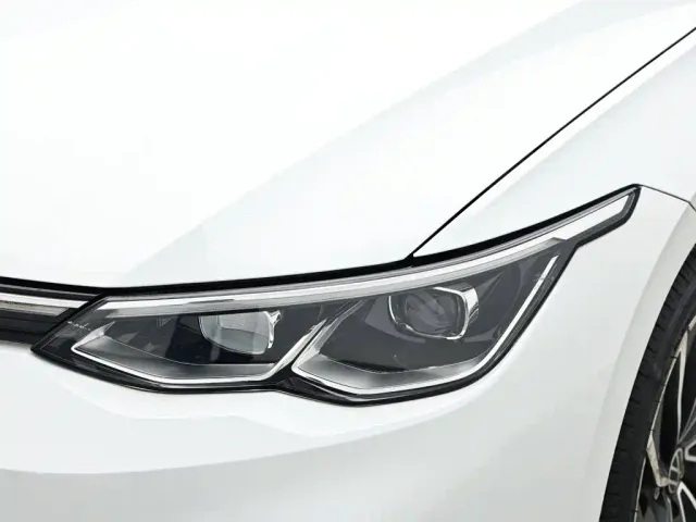 Volkswagen Golf — Фото автомобиля 16
