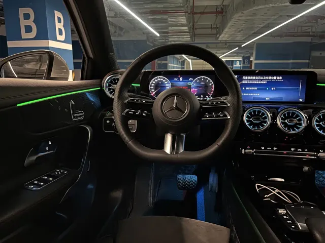 Mercedes-Benz A-Class — Фото автомобиля 18