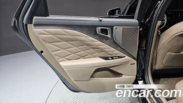 Kia K8 — Фото автомобиля 14