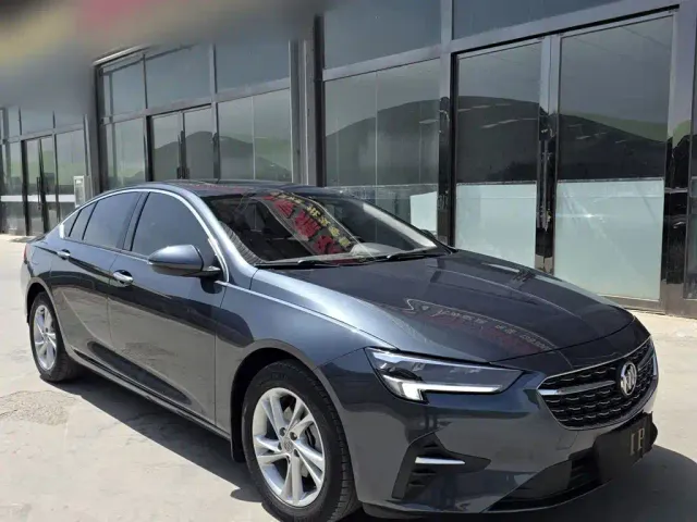 Buick Regal — Фото автомобиля 2