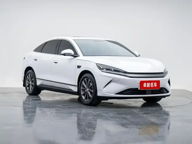 BYD Qin L — Фото автомобиля 5
