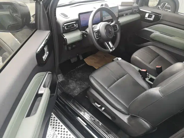 Baojun Yep — Фото автомобиля 15