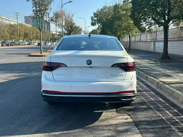 Volkswagen Sagitar — Фото автомобиля 9