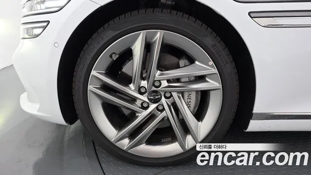 Genesis G80 RG3 — Фото автомобиля 5