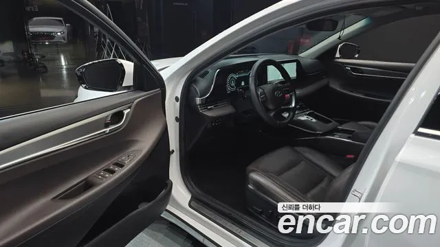 Hyundai Grandeur Новый Grandeur IG — Фото автомобиля 10