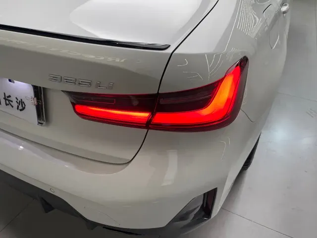 BMW 3 Series — Фото автомобиля 18