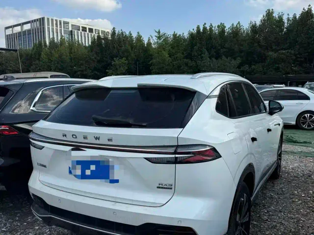 Roewe RX5 — Фото автомобиля 8