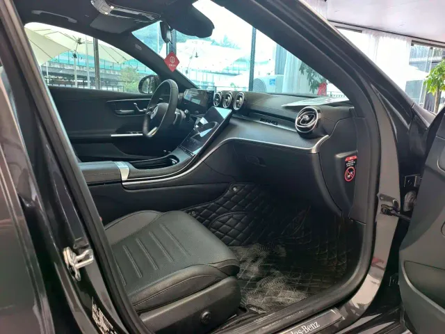 Mercedes-Benz C-Class — Фото автомобиля 8