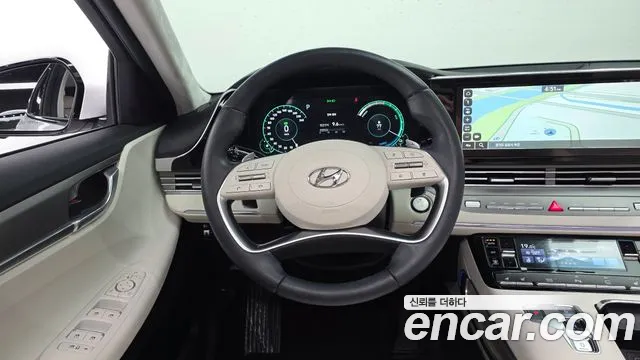 Hyundai Grandeur — Фото автомобиля 12