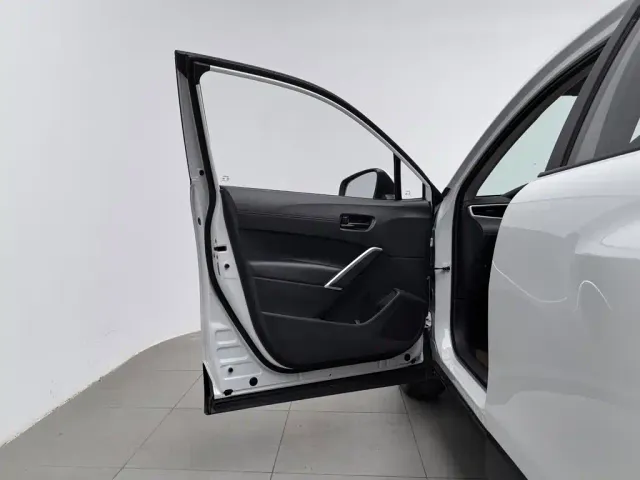 Toyota Frontlander — Фото автомобиля 8