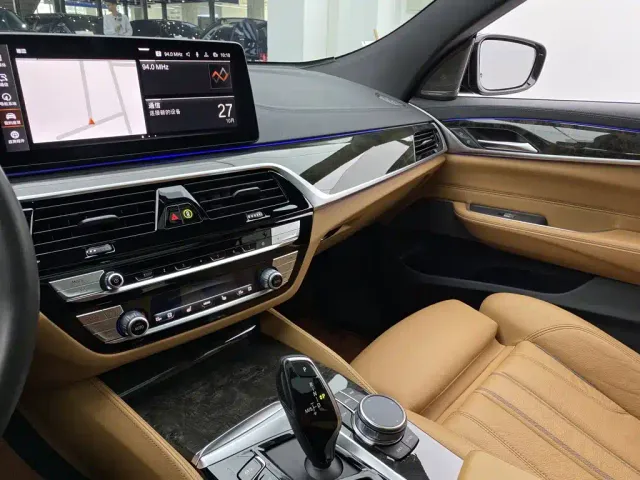 BMW 6 Series Gran Turismo — Фото автомобиля 30