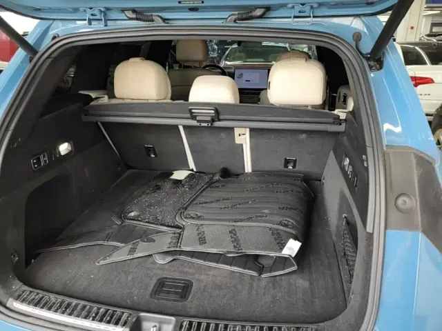 Li Auto L7 — Фото автомобиля 18