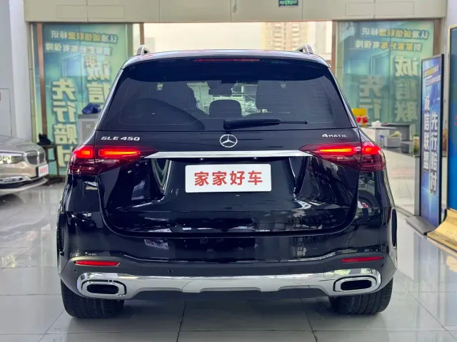 Mercedes-Benz GLE-Class — Фото автомобиля 13