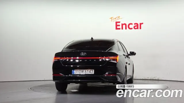 Hyundai AVANTE Avante (CN7) — Фото автомобиля 4