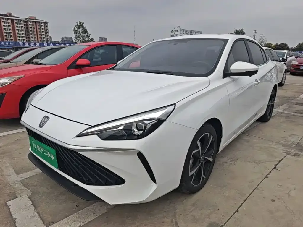 Фотография автомобиля — Roewe i5