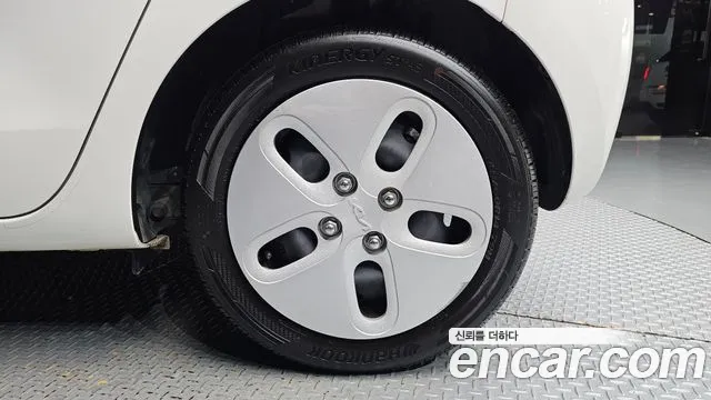 Kia RAY Новый Kia Ray Фургон — Фото автомобиля 21