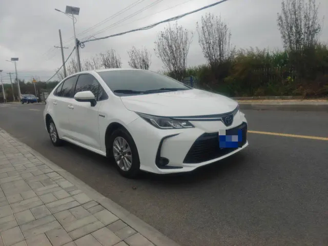 Toyota Corolla — Фото автомобиля 3