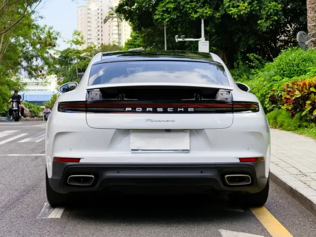 Porsche Panamera — Фото автомобиля 6