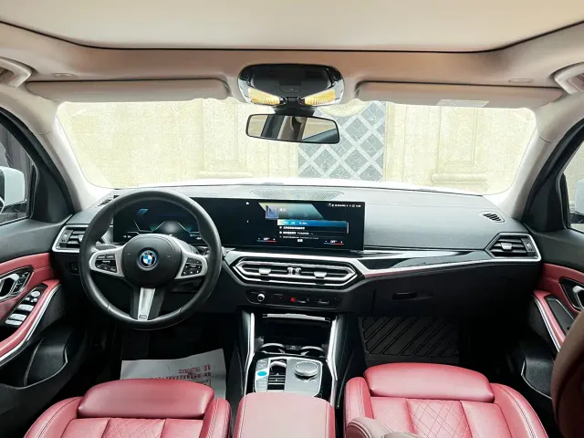 BMW i3 — Фото автомобиля 9