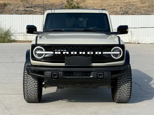 Ford Ford Bronco 2024 2.3T Badlands — Фото автомобиля 2
