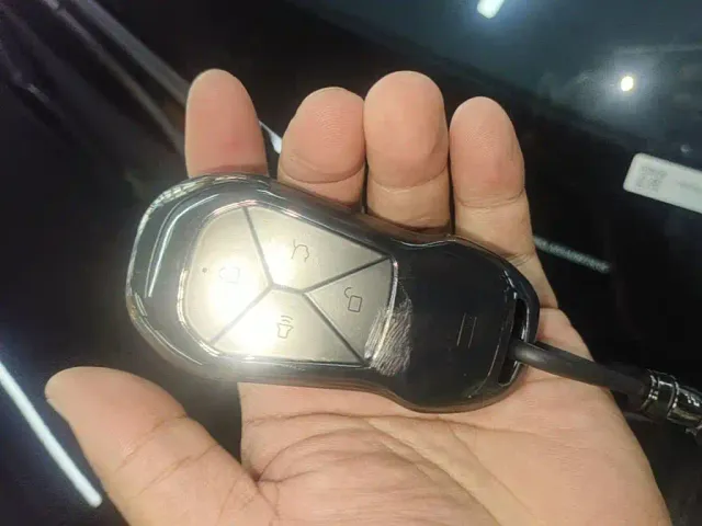 Xpeng MONA M03 — Фото автомобиля 8