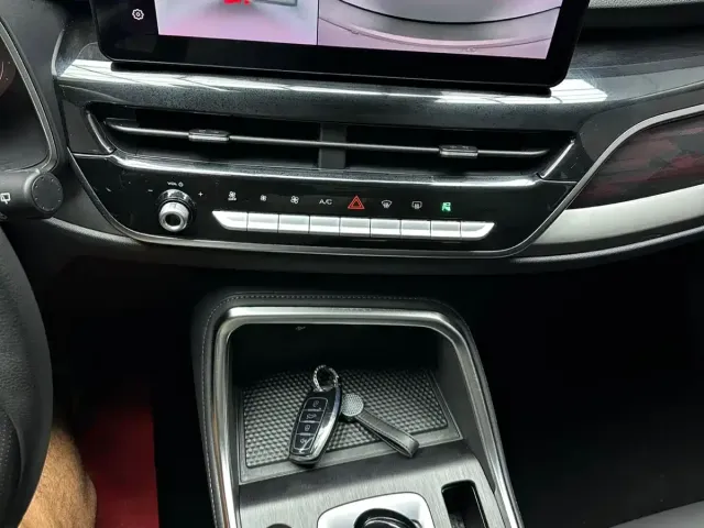 Haval H6 — Фото автомобиля 10