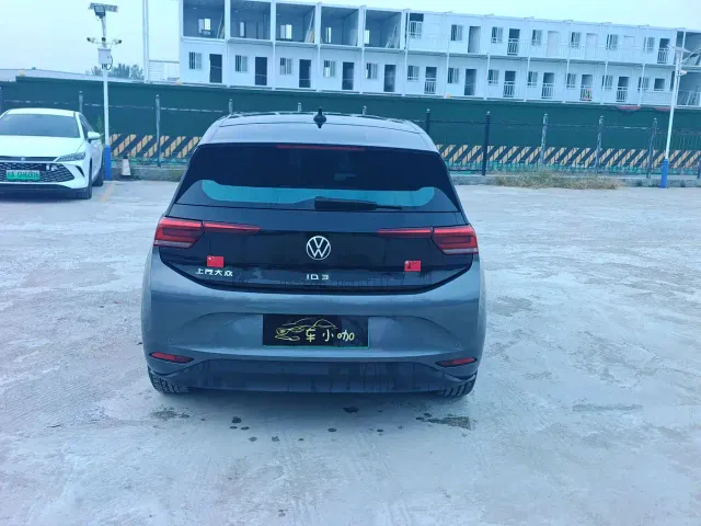 Volkswagen ID.3 — Фото автомобиля 5