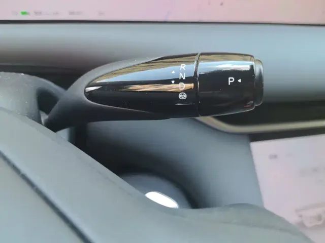 IM Motors LS6 — Фото автомобиля 15