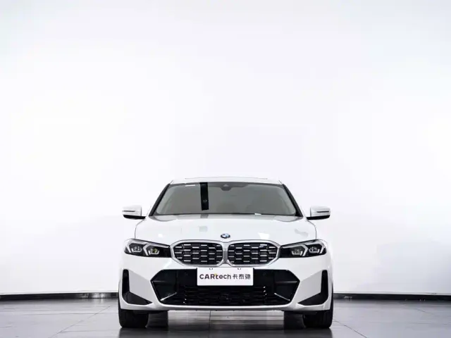 BMW 3 Series — Фото автомобиля 4