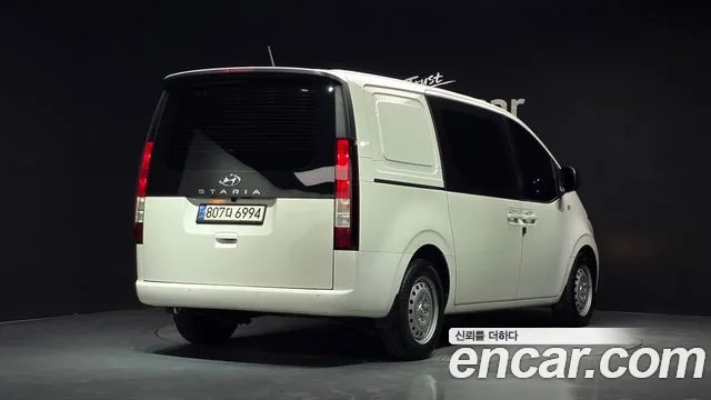 Hyundai Staria Staria Карго 5 мест — Фото автомобиля 2