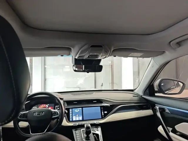 Geely Boyue — Фото автомобиля 17