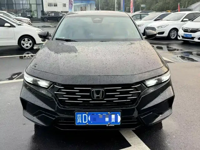Honda Accord — Фото автомобиля 2