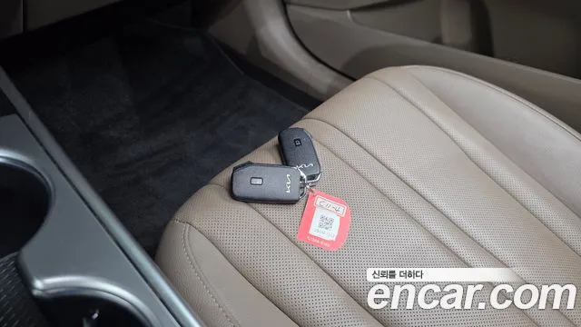 Kia K8 Hybrid — Фото автомобиля 21