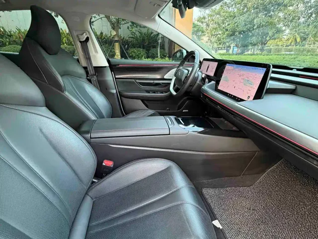 Xpeng P7 — Фото автомобиля 7
