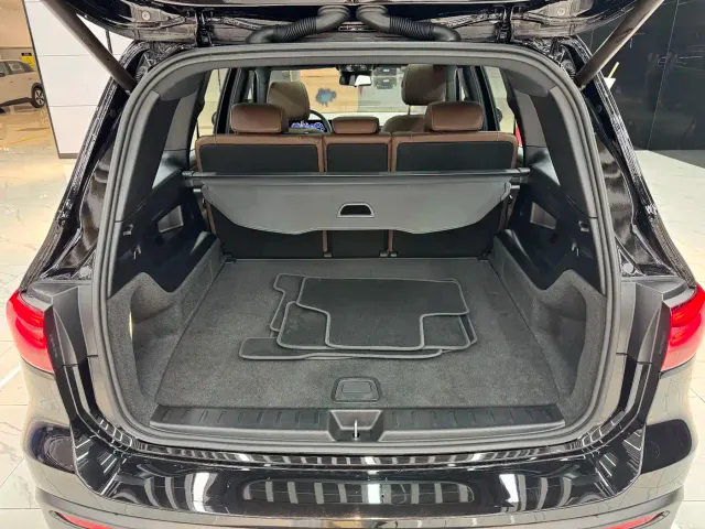 Mercedes-Benz EQB — Фото автомобиля 6
