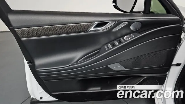 Genesis G80 Бензин 3.5 турбо AWD — Фото автомобиля 7