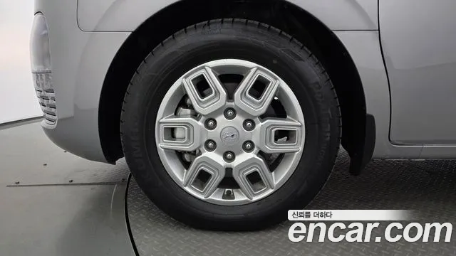 Hyundai Staria — Фото автомобиля 5