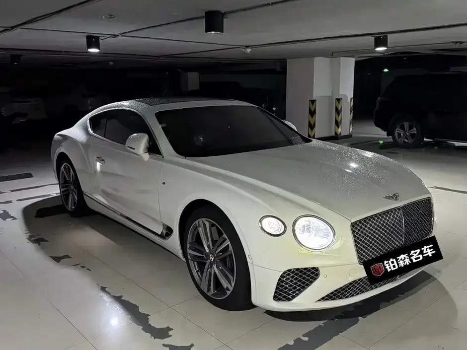 Фотография автомобиля — Bentley Continental
