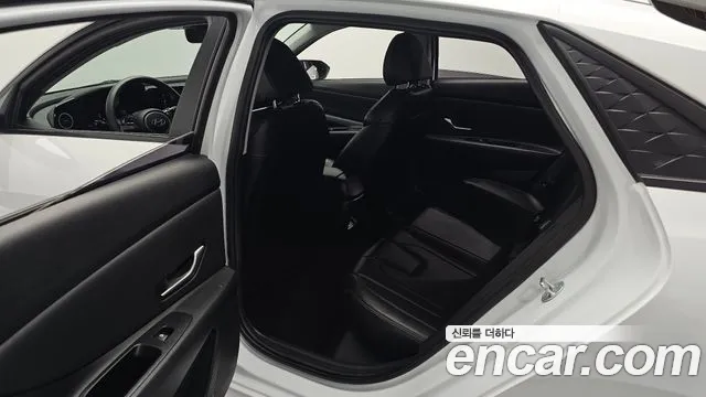 Hyundai Avante — Фото автомобиля 18