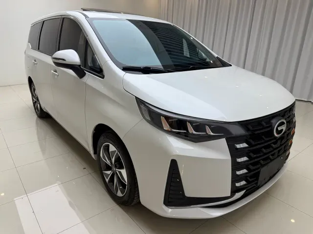 GAC Trumpchi M6 — Фото автомобиля 3